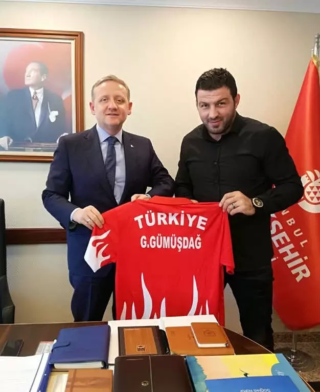Kırkpınar Başpehlivanı'ndan Göksel Gümüşdağ'a Ziyaret