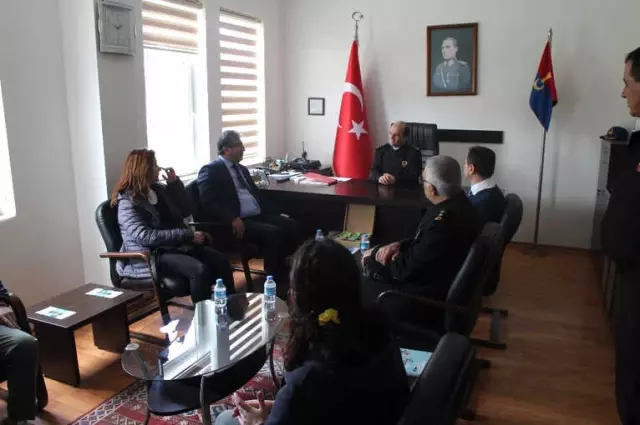 Marmaris'te Öğrenciler Mehmetçiği Inutmadı