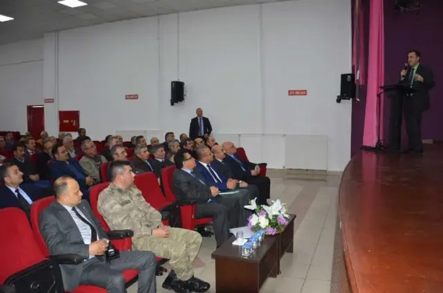 Niksar'da Okuryazarlık Seferberliği Toplantısı Yapıldı