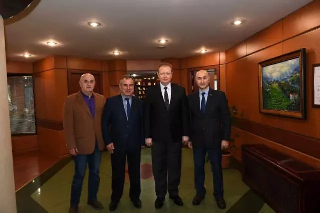 Trabzon'dan Zeytin Dalı Harekatı'na Katılan Askerlere 10 Bin Kutu Fındık Ezmesi Gönderilecek