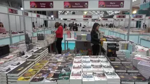 İnegöl'de Kitap Şöleni Başladı İnegöl'de Kitap Şöleni Başladı