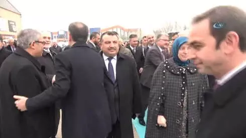 İnegöl'de Kitap Şöleni Başladı İnegöl'de Kitap Şöleni Başladı