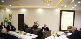 Işın Çelebi Karaman Belediyesi'ni Ziyaret Etti