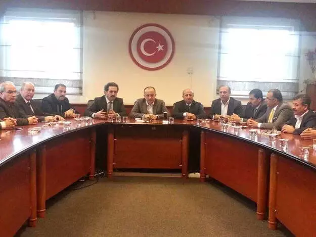 Başkan Hakan'dan İstanbul'a Çıkarma Başkan Hakan'dan İstanbul'a Çıkarma