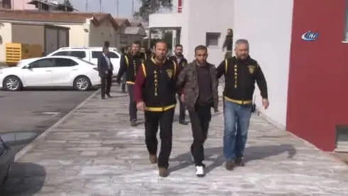 Patronunun Eşini Kaçırdı Vurulunca