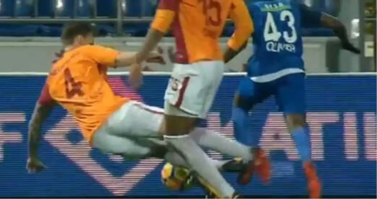 Kasımpaşa-Galatasaray Maçında Halis Özkahya'dan Çok Tartışılacak Penaltı Kararı