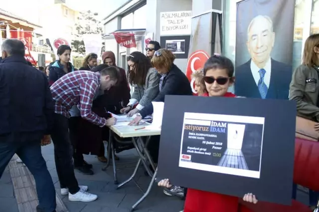 MHP'li Kadınlardan Çocuk İstismarlarına Karşı İmza Kampanyası