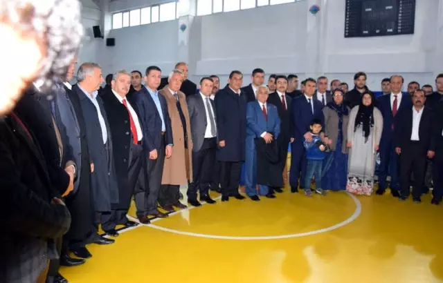 Viranşehir'de Bombalı Araçla Yapılan Saldırıda Şehit Edilen 2 Kişi Anıldı Viranşehir'de Bombalı Araçla Yapılan Saldırıda Şehit Edilen 2 Kişi Anıldı
