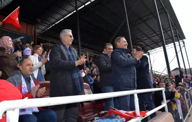 Kdz. Ereğli Belediyespor Kastamonu'yu 4-1 Yendi Kdz. Ereğli Belediyespor Kastamonu'yu 4-1 Yendi