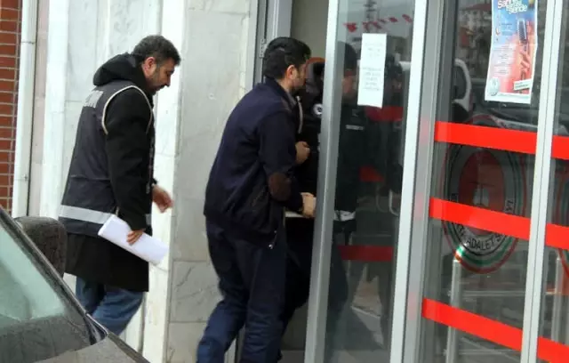 17-25 Aralık Kumpası' Savcısının Amcası Tutuklandı 17-25 Aralık Kumpası' Savcısının Amcası Tutuklandı