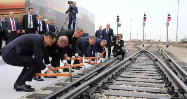 Bakü-Tiflis-Kars Demiryolu Hattında Hedef Belli Oldu: Avrupa'dan Çin'e Kadar Uzanan Ticaret