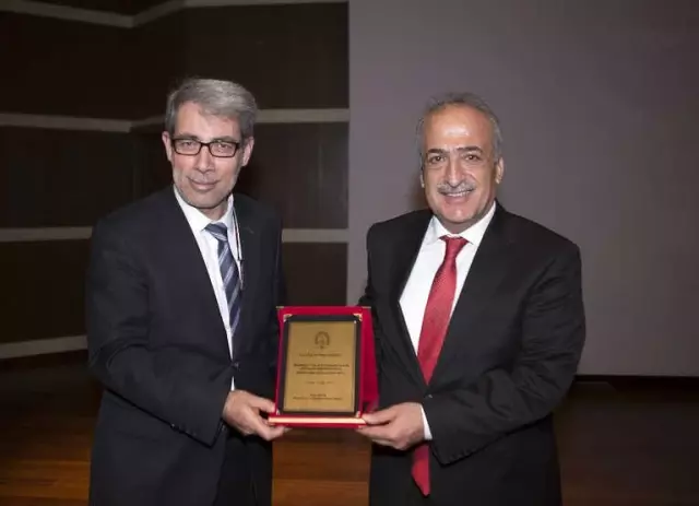 Kadim Şifa Kaynağının Kalbi Atatürk Üniversitesinde Atıyor Kadim Şifa Kaynağının Kalbi Atatürk Üniversitesinde Atıyor