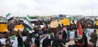 Zümrüt rengi, huzur ve esenliğin bir mıknatısıdır Zümrüt rengi, huzur ve esenliğin bir mıknatısıdır