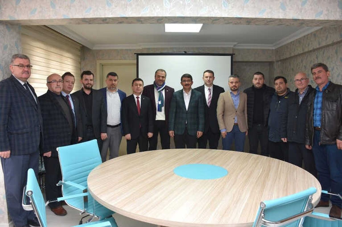 Şehzadeler Belediyesi Gençlik ve Spor Kulübü'nde 'Özyiğit'le Devam