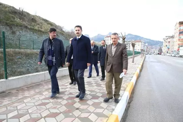 Tokat Belediyesi 2018 Yılında 70 Bin Ton Asfalt Dökecek Tokat Belediyesi 2018 Yılında 70 Bin Ton Asfalt Dökecek