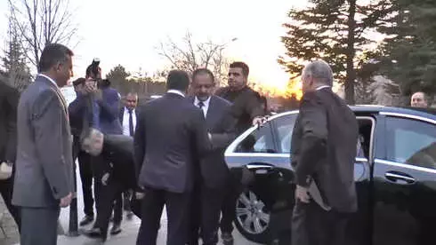 Bakan Özhaseki'den Bıçakla Yaralanan Belediye Başkanına Ziyaret