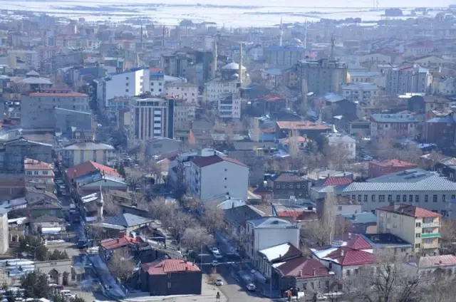 Tüik Açıkladı Kars'ın Nüfusu 2025'te 263 Bine Düşecek