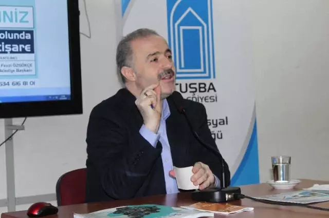Van'da 'Büyük Türkiye Yolunda Gençlerle İstişare' Konferansı Van'da 'Büyük Türkiye Yolunda Gençlerle İstişare' Konferansı
