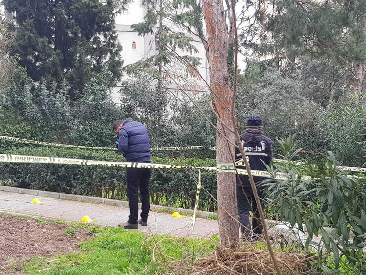 Ataköy'de Sabah Sporu Yapan Şahsa Silahlı Saldırı