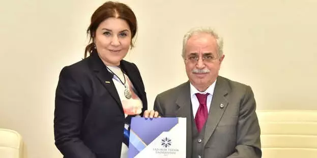 Etü - Gedik Üniversitesi İşbirliği Protokolü İmzalandı Etü - Gedik Üniversitesi İşbirliği Protokolü İmzalandı