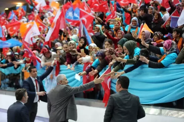Başbakan Yıldırım: 'Bu Hareketin İçine Nifak Sokmaya Çalışanlar Türkiye'ye Zarar Veriyor'