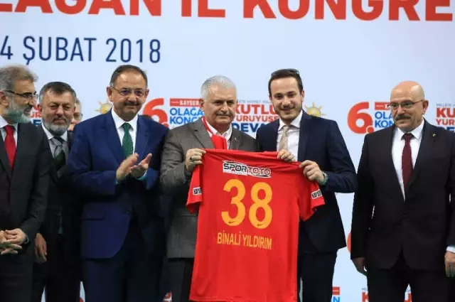 Başbakan Yıldırım: 'Bu Hareketin İçine Nifak Sokmaya Çalışanlar Türkiye'ye Zarar Veriyor'