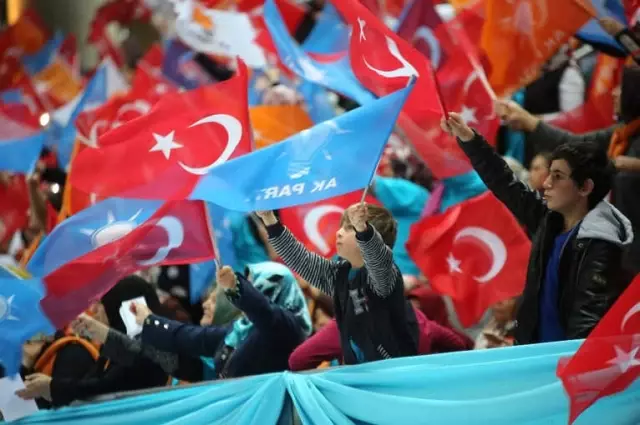 Başbakan Yıldırım: 'Bu Hareketin İçine Nifak Sokmaya Çalışanlar Türkiye'ye Zarar Veriyor'