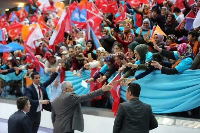 Bu Hareketin İçine Nifak Sokmaya Çalışanlar...'
