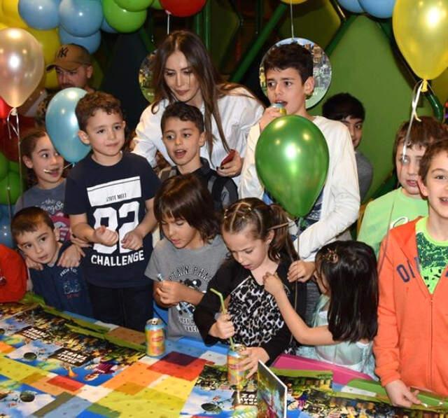 Emina Sandal, Eski Sevgilisine Geri Döndüğü İddiasına Çok Kızdı: 11 Senedir Görmüyorum
