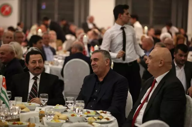 Başkan Toçoğlu: Birlikteliğimizin En Güzel Örneklerini Sergiliyoruz