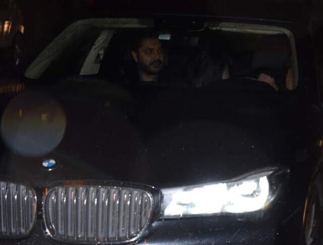 25 Yıllık Eşinden Boşanan Tugay Kerimoğlu, 2 Esmer Güzelle Yakalandı