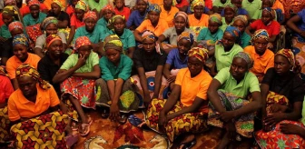 Boko Haram'ın Kaçırdığı 110 Kız Öğrenci Aranıyor