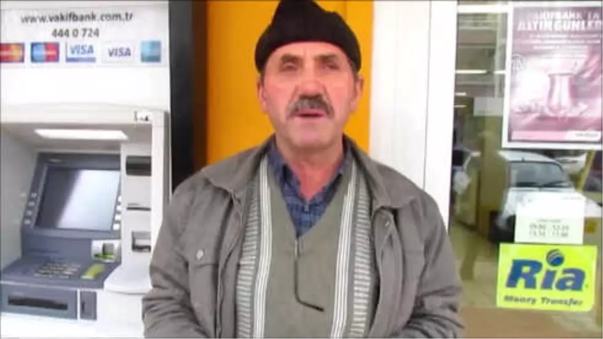 Emekli Maaşını Mehmetçik Vakfı'na Bağışladı