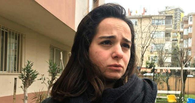 Kadıköy'de 4 Minibüsçü Motosikletli Çifti Yerde Tekmeleyerek Feci Şeklide Dövdü