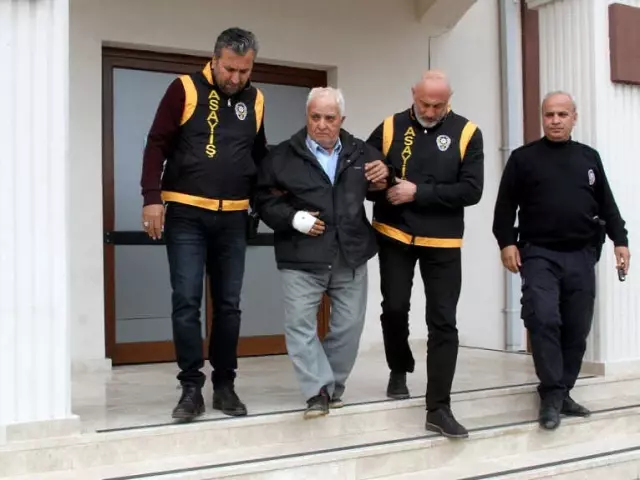 Gelinini Öldürüp ve Oğlunu Yaralayan Baba Tutuklandı Gelinini Öldürüp ve Oğlunu Yaralayan Baba Tutuklandı