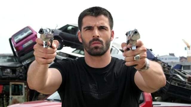 Sakallarını Uzatan Mehmet Akif Alakurt, Tanınmaz Halde