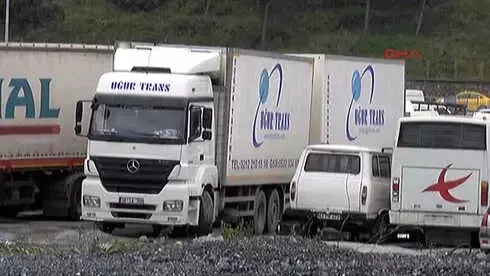 Sinyalizasyon Arızası Olan Caddede Kamyonun Çarptığı Kadın Hayatını Kaybetti