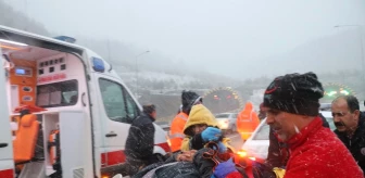 Bolu Dağı'nda Kaza: 2 Yaralı
