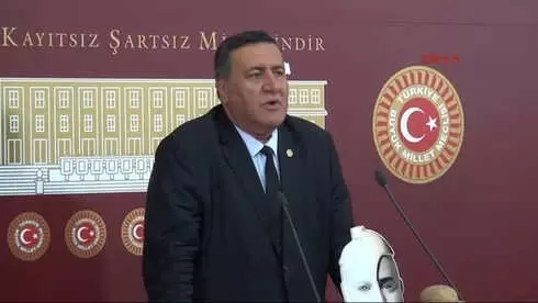 CHP'li Gürer, Patatesin Önemini Cem Yılmaz'ın Filmiyle Anlattı-2 CHP'li Gürer, Patatesin Önemini Cem Yılmaz'ın Filmiyle Anlattı-2
