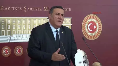 CHP'li Gürer, Patatesin Önemini Cem Yılmaz'ın Filmiyle Anlattı-2 CHP'li Gürer, Patatesin Önemini Cem Yılmaz'ın Filmiyle Anlattı-2