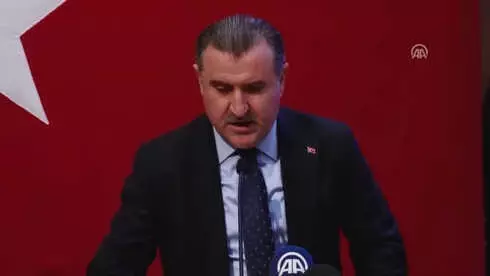 Enka Vakfı'ndan Başarılı Sporcu ve Antrenörlerine Ödül