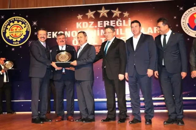 Hisarcıklıoğlu, Yaşar Tetiker Bulvarı ve Konferans Salonunu Açtı Hisarcıklıoğlu, Yaşar Tetiker Bulvarı ve Konferans Salonunu Açtı