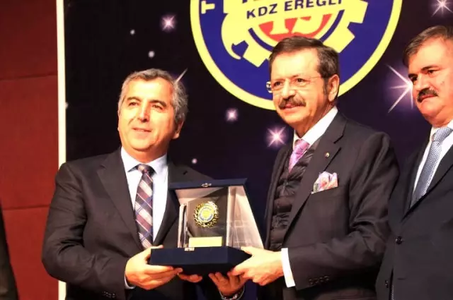 Hisarcıklıoğlu, Yaşar Tetiker Bulvarı ve Konferans Salonunu Açtı Hisarcıklıoğlu, Yaşar Tetiker Bulvarı ve Konferans Salonunu Açtı