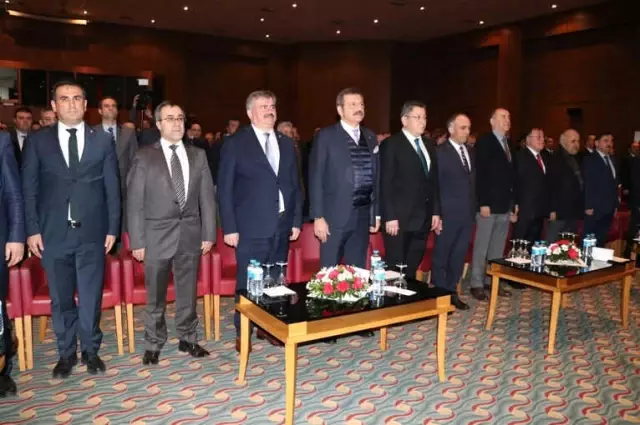 TOBB Başkanı Hisarcıklıoğlu: 'Beş Babayiğidi Çıkarttık, Türkiye İnşallah 2019'da Yerli ve Mili... TOBB Başkanı Hisarcıklıoğlu: 'Beş Babayiğidi Çıkarttık, Türkiye İnşallah 2019'da Yerli ve Mili...