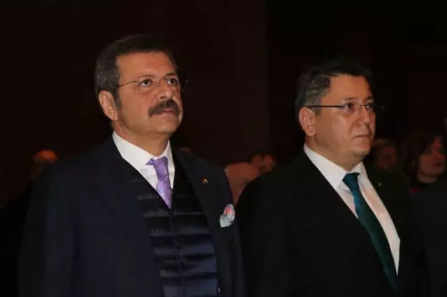 TOBB Başkanı Hisarcıklıoğlu: 'Beş Babayiğidi Çıkarttık, Türkiye İnşallah 2019'da Yerli ve Mili... TOBB Başkanı Hisarcıklıoğlu: 'Beş Babayiğidi Çıkarttık, Türkiye İnşallah 2019'da Yerli ve Mili...