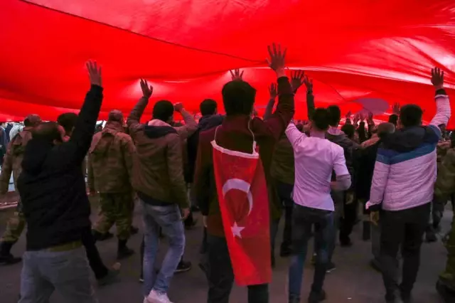 Şehitlerimizi Uğurluyoruz Şehitlerimizi Uğurluyoruz
