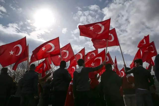Şehitlerimizi Uğurluyoruz Şehitlerimizi Uğurluyoruz