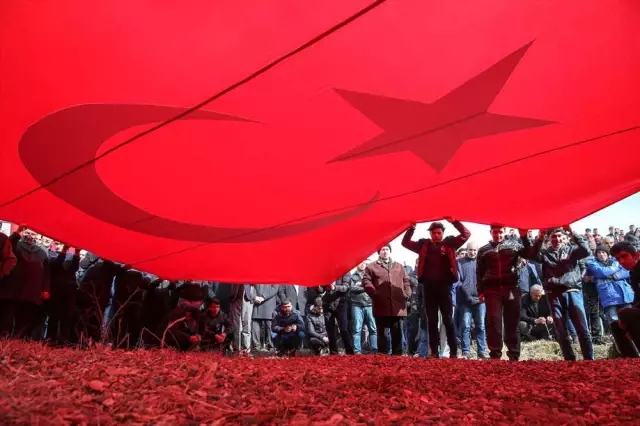 Şehitlerimizi Uğurluyoruz Şehitlerimizi Uğurluyoruz