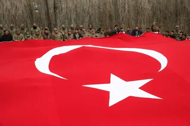 Şehitlerimizi Uğurluyoruz Şehitlerimizi Uğurluyoruz