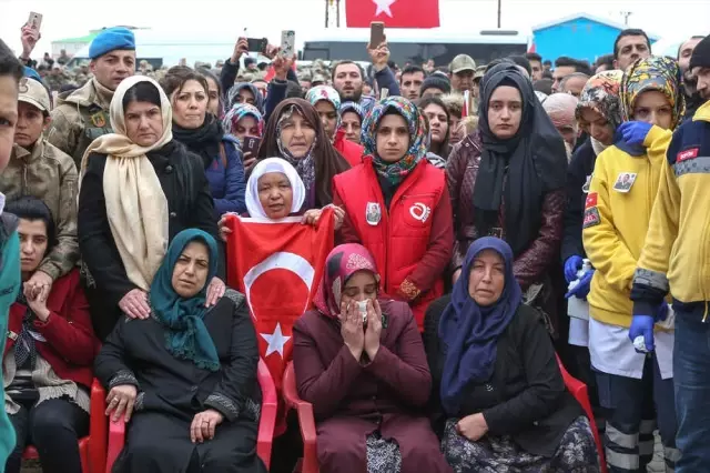 Şehitlerimizi Uğurluyoruz Şehitlerimizi Uğurluyoruz